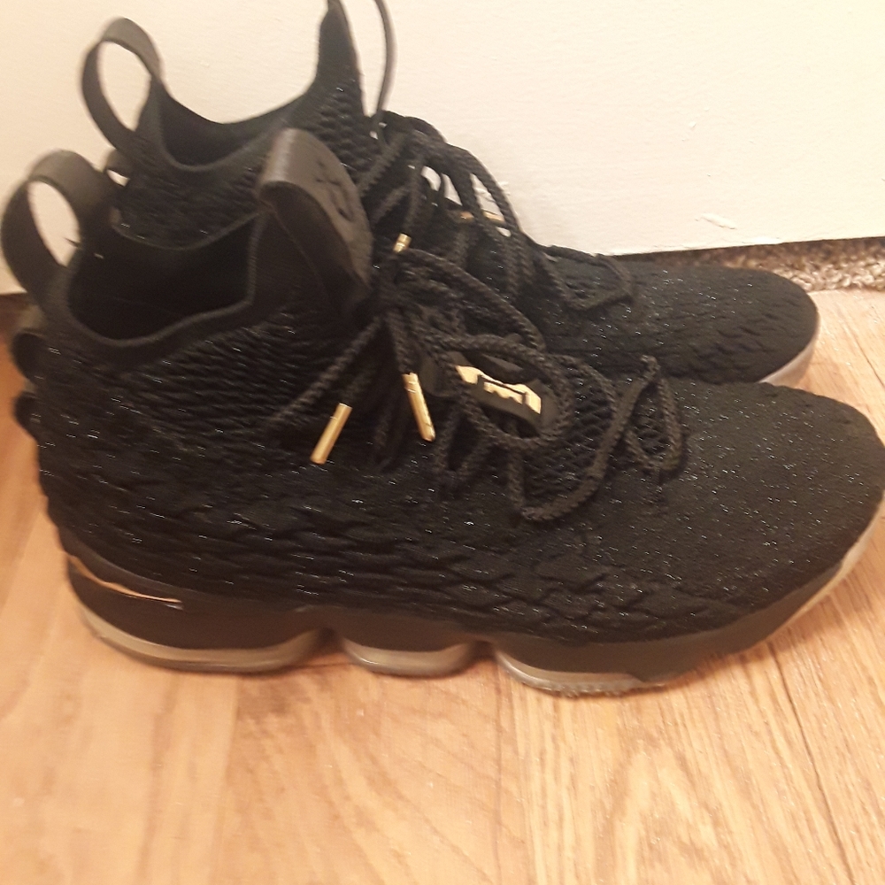 Nike Lebron - Picture 3 of 6